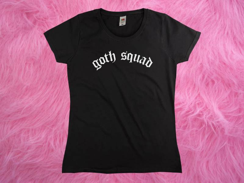 Gothic Squad T-Shirt || Damen Xs S M L Xl Girl Gang Tore Lustiger Slogan Tumblr Womans Ladyfit Shirt Top von Outsidertees