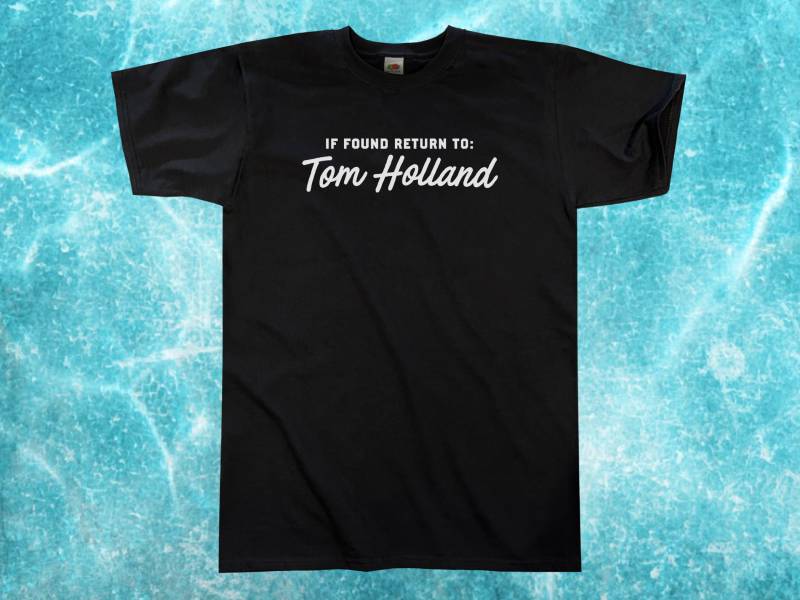 Wenn Gefunden Kehre Zu Tom Holland Zurück T-Shirt || Unisex/Herren S M L Xl von Outsidertees