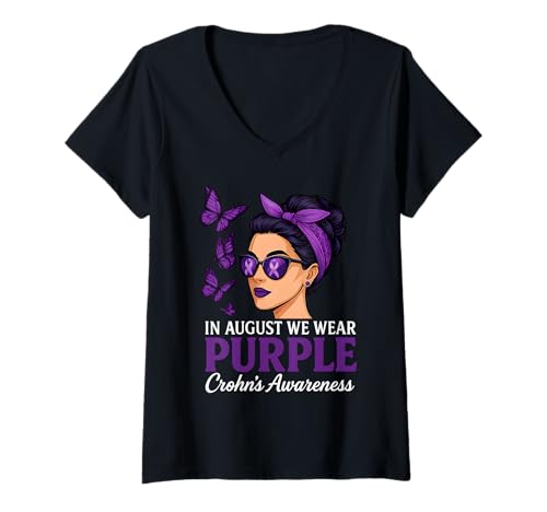 Damen Im August tragen wir Purple International Overdose Awareness T-Shirt mit V-Ausschnitt von Overdose Awareness Day Purple Messy Bun Ribbon Tee