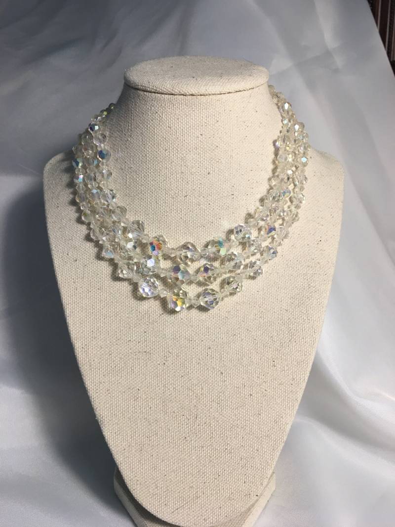 Vintage Aurora Borealis Kette Dreireihige 50Er Jahre Silberkette Vintage Aurora Borealis Kette Dreireihige 50Er Jahre Silberkette von OvertheMoonHighFinds