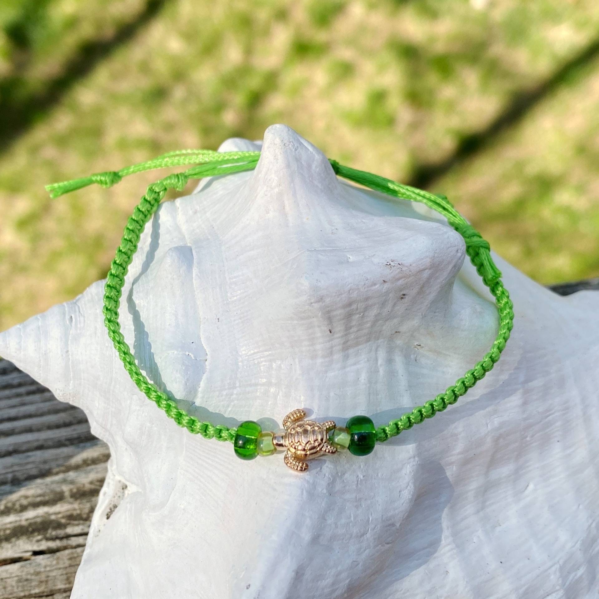 Meeresschildkrötenarmband, Meeresschildkrötenschmuck, Strandarmband, Verstellbares Armband, Freundschaftsarmband, Küstenarmband, Geschenk Für Meeresschildkrötenarmband, Meeresschildkrötenschmuck, Strandarmband, Verstellbares Armband, Freundschaftsarmband, Küstenarmband, Geschenk Für von OxfordCommaStore