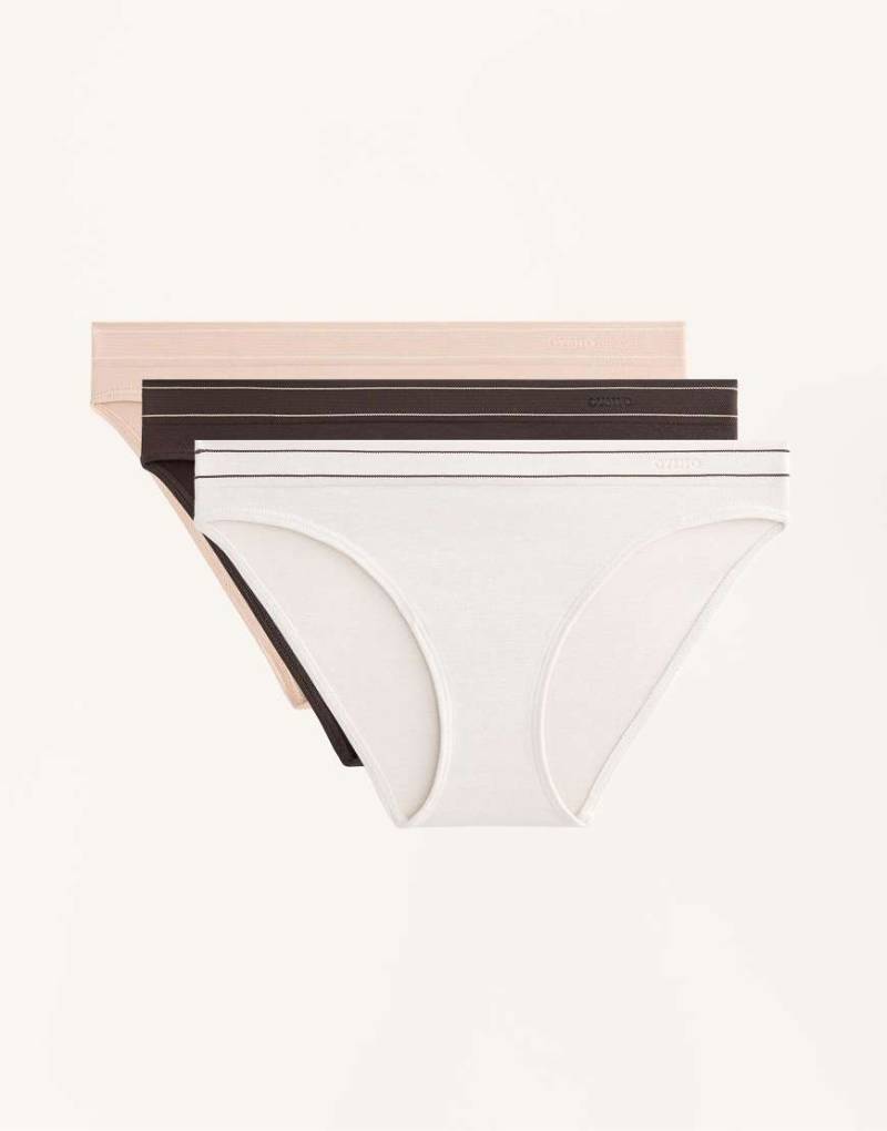 OYSHO - 3er-Pack nahtlose Soft-Touch-Slips in verschiedenen Farben-Brown von Oysho