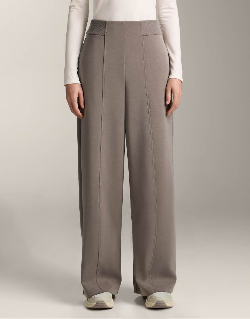 OYSHO - Angeraute Modal-Hose in Grau mit sehr hohem Bund und gerippten Seiten von Oysho