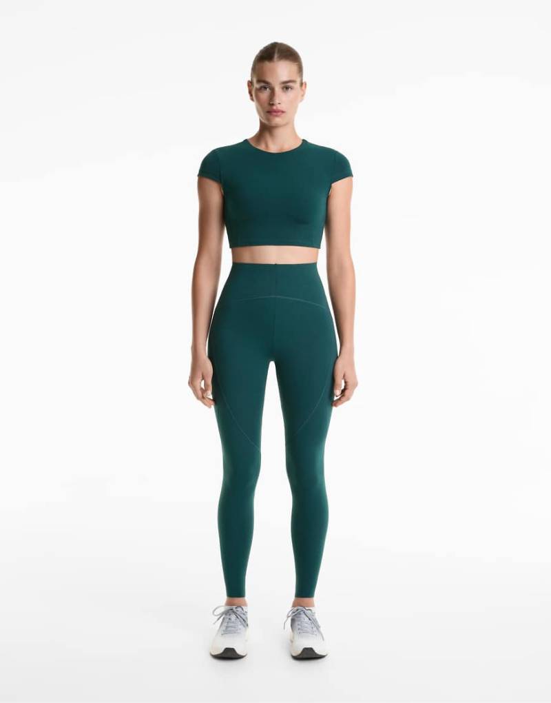 OYSHO - Basic Compressive - Knöchellange Leggings in Meergrün von Oysho