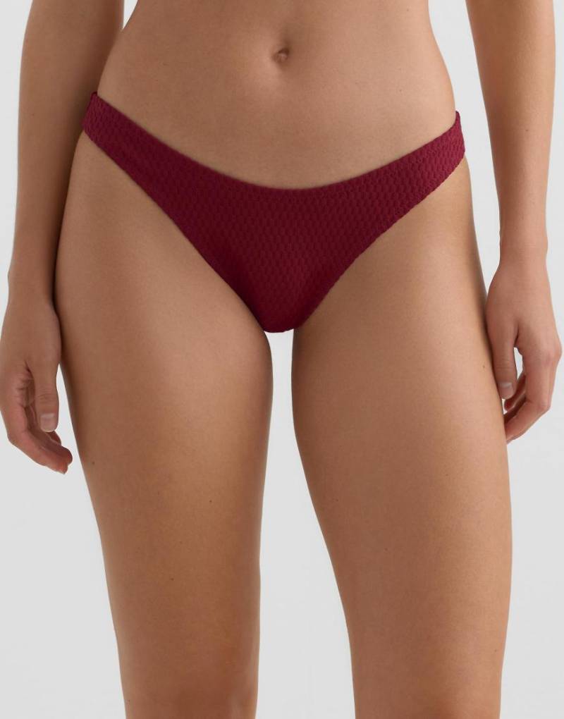 OYSHO - Brazilian-Fit-Bikinihose aus Jacquard in Burgunderrot mit U-Schnitt und kleinem Karomuster-Lila von OYSHO