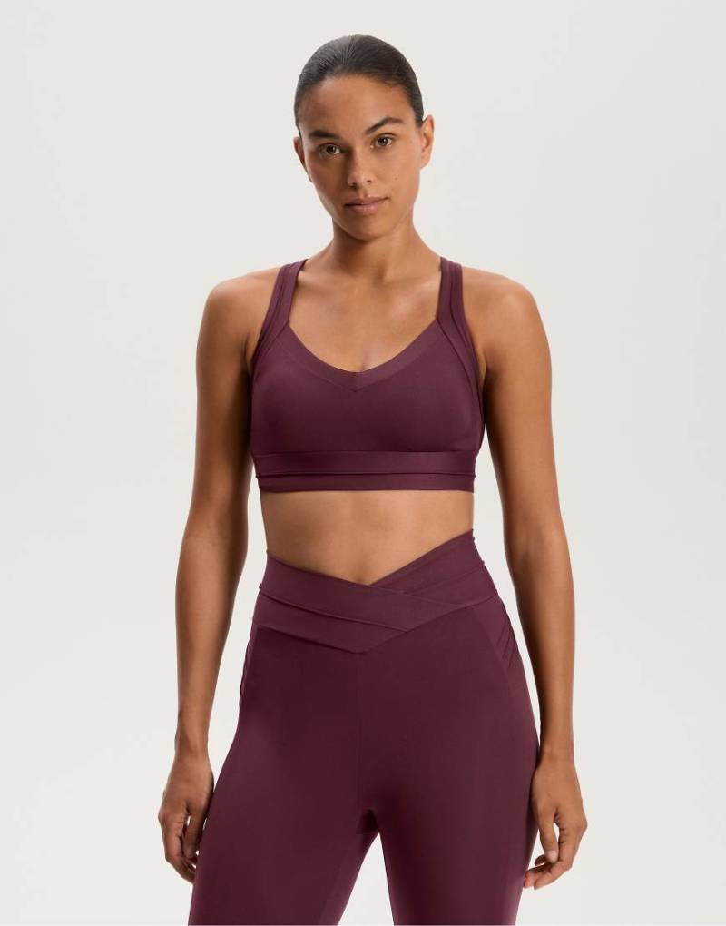 OYSHO - Comfortlux - Geripptes Tanktop in dunklem Kastanienbraun-Rot von Oysho