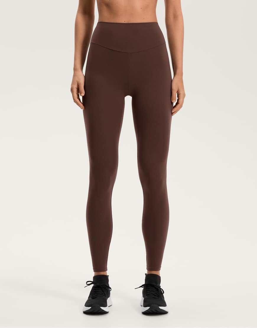 OYSHO - Comfortlux - Knöchellange Leggings in Dunkelbraun mit hohem Bund-Brown von OYSHO