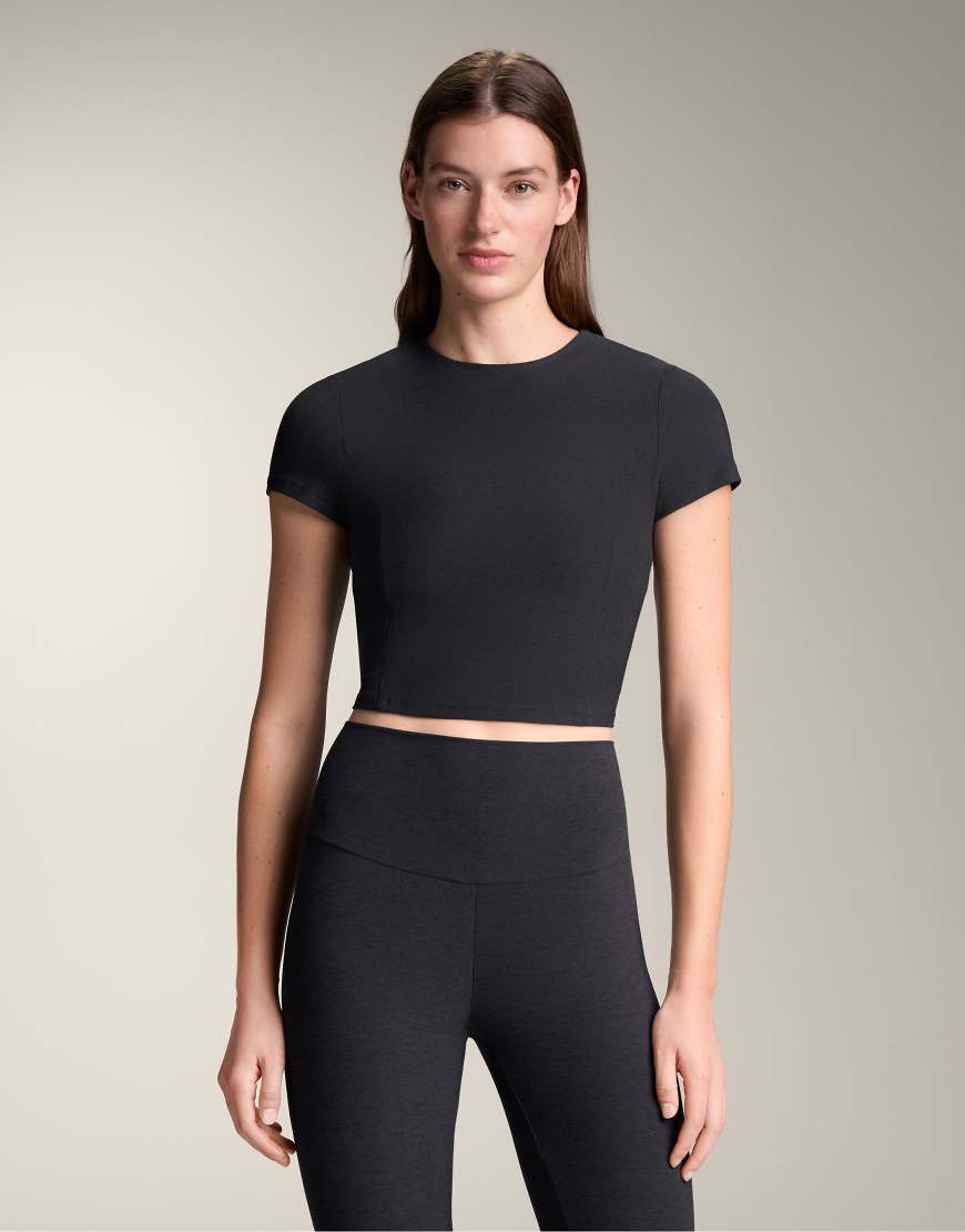 OYSHO - Comfortlux - Kurzärmliges T-Shirt in meliertem Anthrazit-Grau von OYSHO