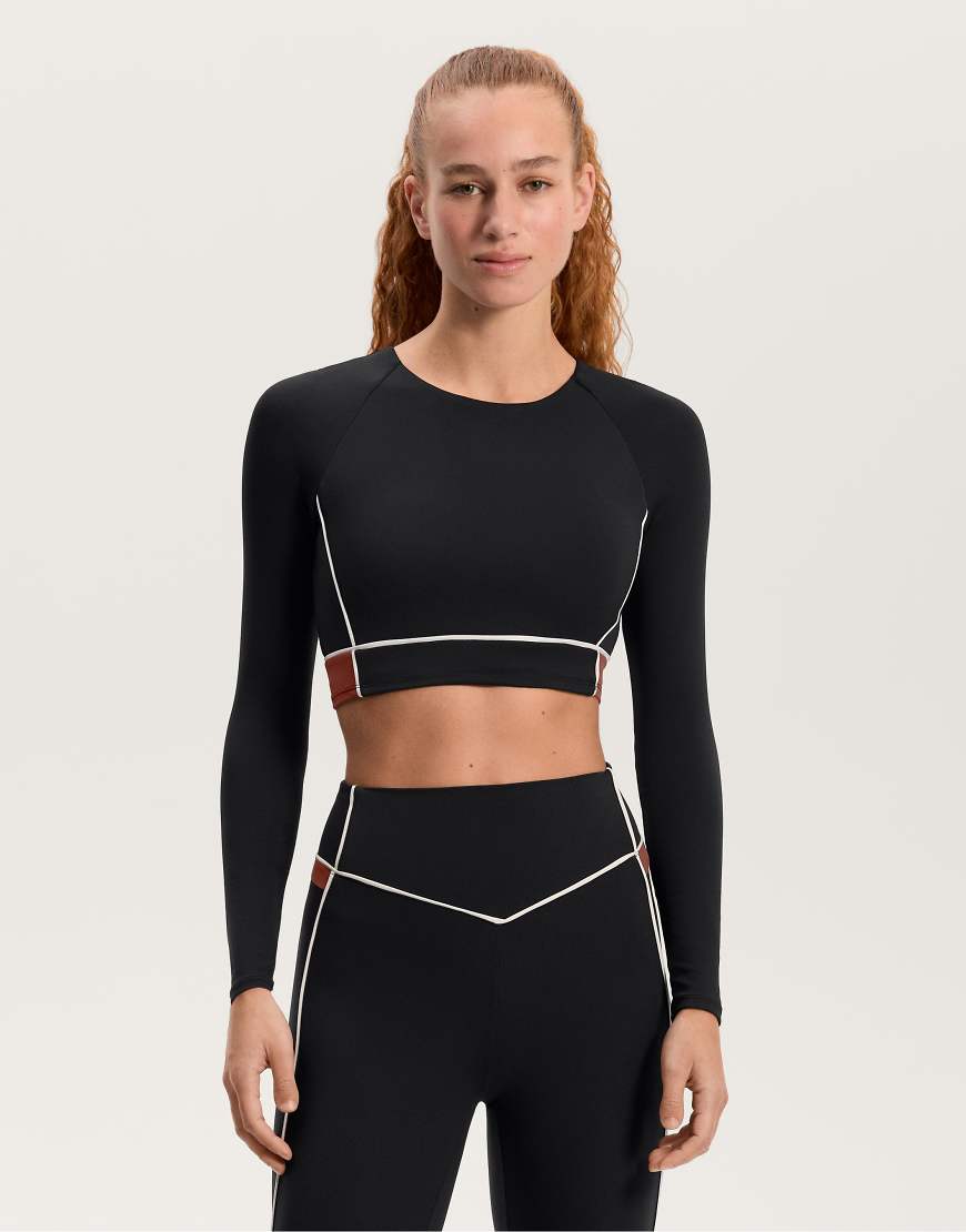 OYSHO - Comfortlux - Langärmliges Tanktop in Schwarz mit Blockdesign und Paspelierung von OYSHO