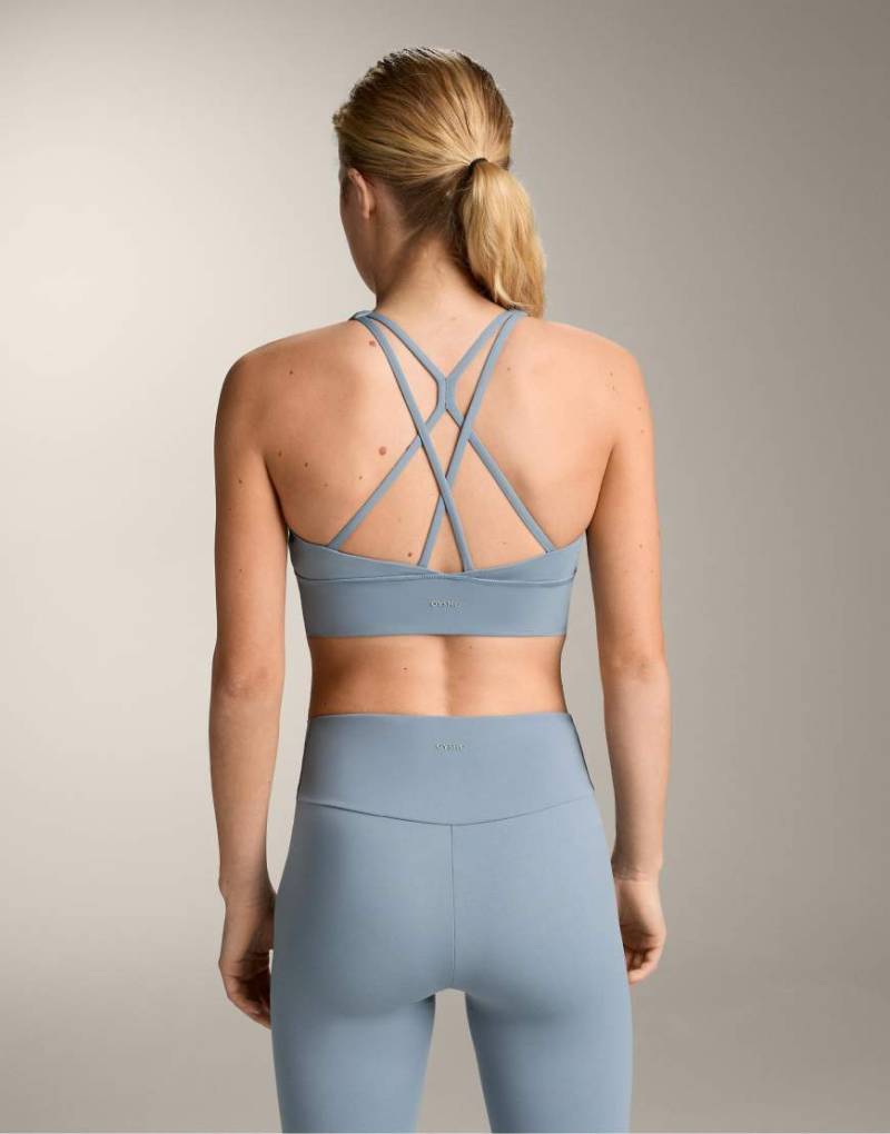 OYSHO - Comfortlux - Sport-BH in Graublau mit Körbchen und mittlerer Stützfunktion von Oysho