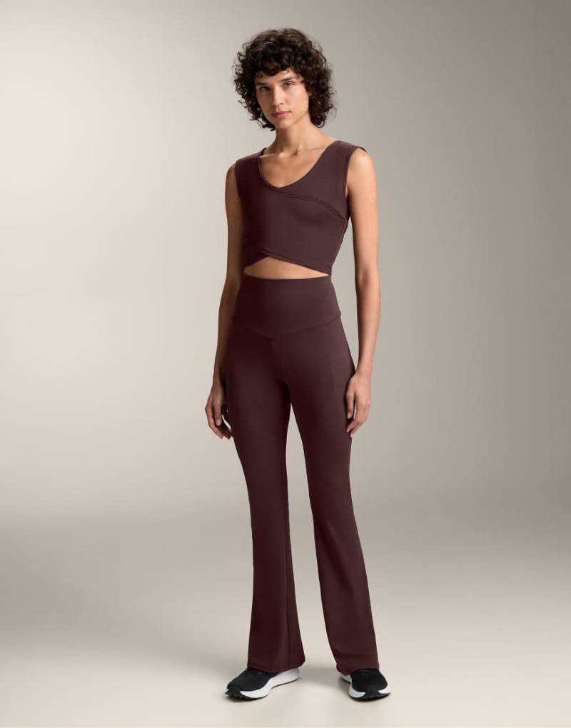 OYSHO - Comfortlux - Tanktop in Braun mit überkreuztem Detail-Brown OYSHO - Comfortlux - Tanktop in Braun mit überkreuztem Detail-Brown von Oysho