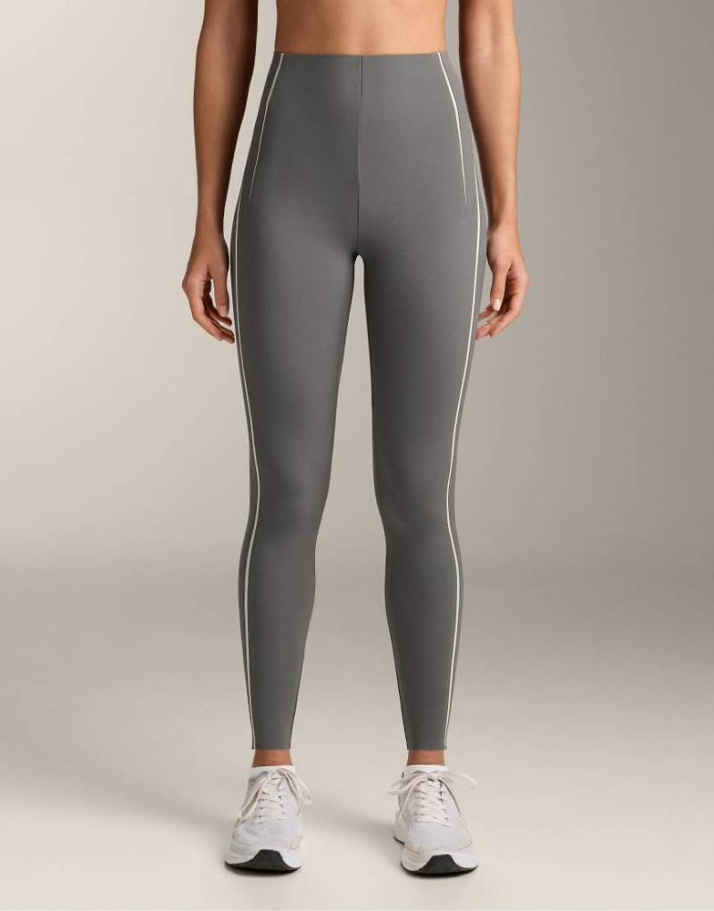 OYSHO - Compressive Core Control - Knöchellange Retro-Leggings in Smaragdgrün mit hohem Bund, 65 cm-Schwarz von Oysho