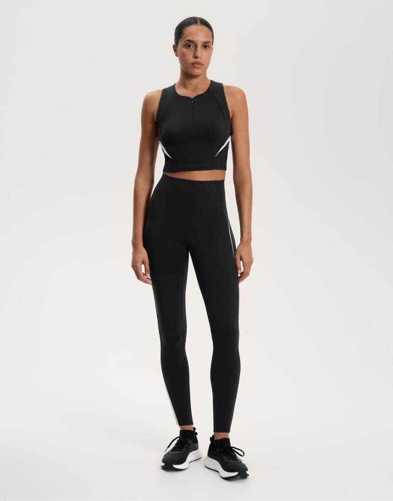 OYSHO - Compressive - Knöchellange Leggings in Schwarz mit seitlichen Streifen und hohem Bund, 65 cm Schrittlänge von Oysho
