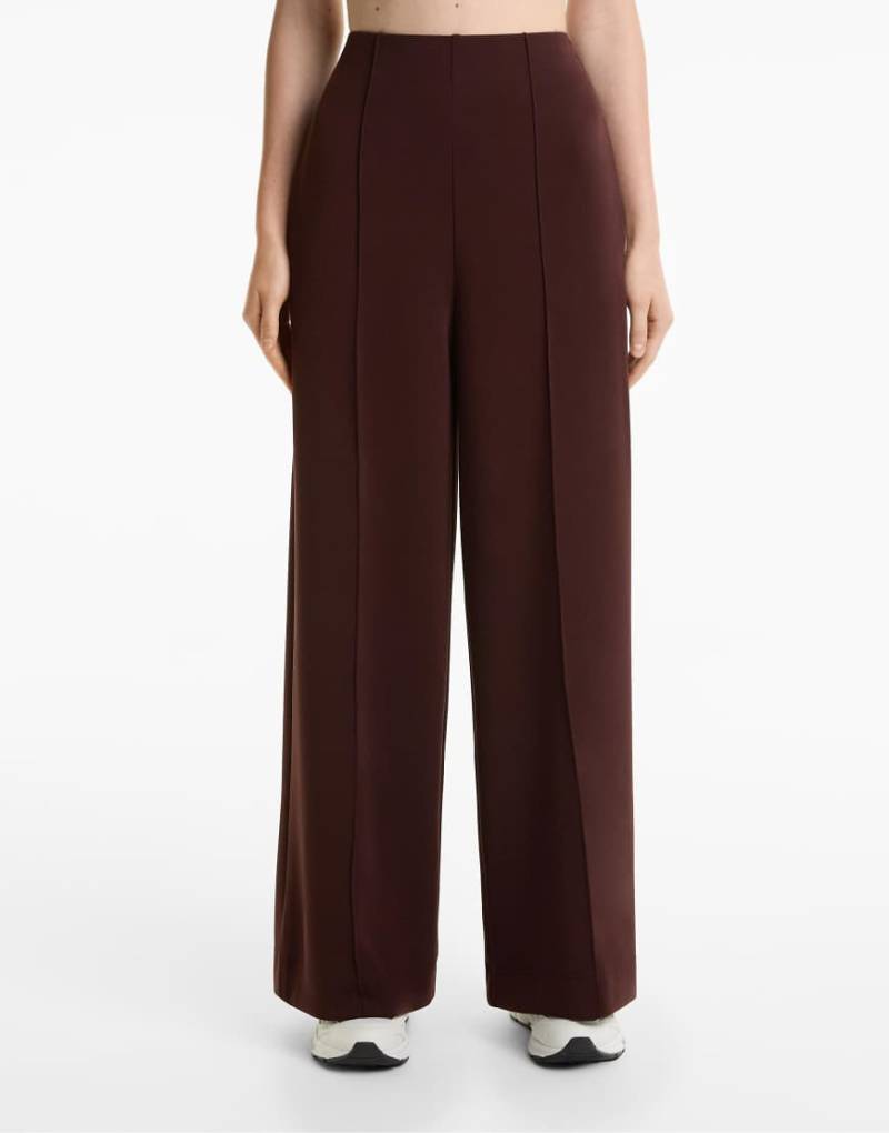 OYSHO - Gerade geschnittene Hose aus Modalmix in Braun mit Bügelfalte-Brown von Oysho