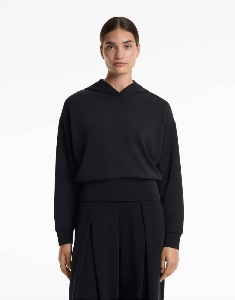 OYSHO - Kapuzenpullover in Schwarz mit weichem Modal von Oysho
