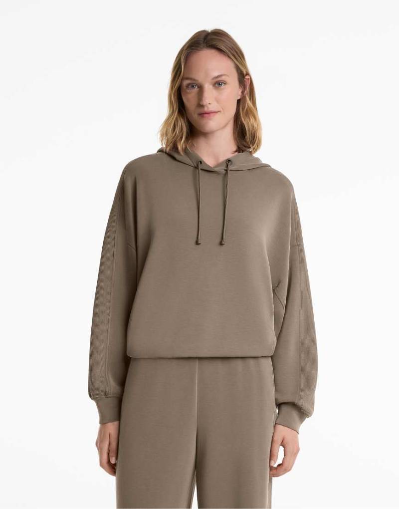 OYSHO - Kastiger Kapuzenpullover aus weichem Modal in Grau mit geripptem Detail von Oysho