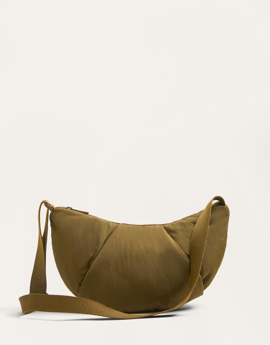 OYSHO - Kleine, gesteppte Umhängetasche in Senfgelb OYSHO - Kleine, gesteppte Umhängetasche in Senfgelb von Oysho