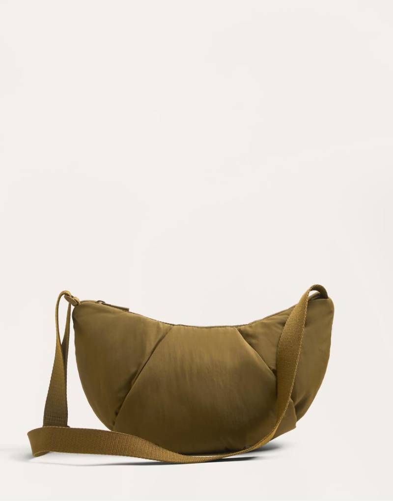 OYSHO - Kleine, gesteppte Umhängetasche in Senfgelb OYSHO - Kleine, gesteppte Umhängetasche in Senfgelb von Oysho