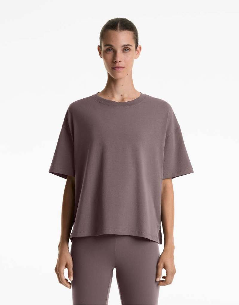 OYSHO - Kurzärmliges Boxy-Fit-T-Shirt aus Baumwollmix in Grau-Lila von Oysho