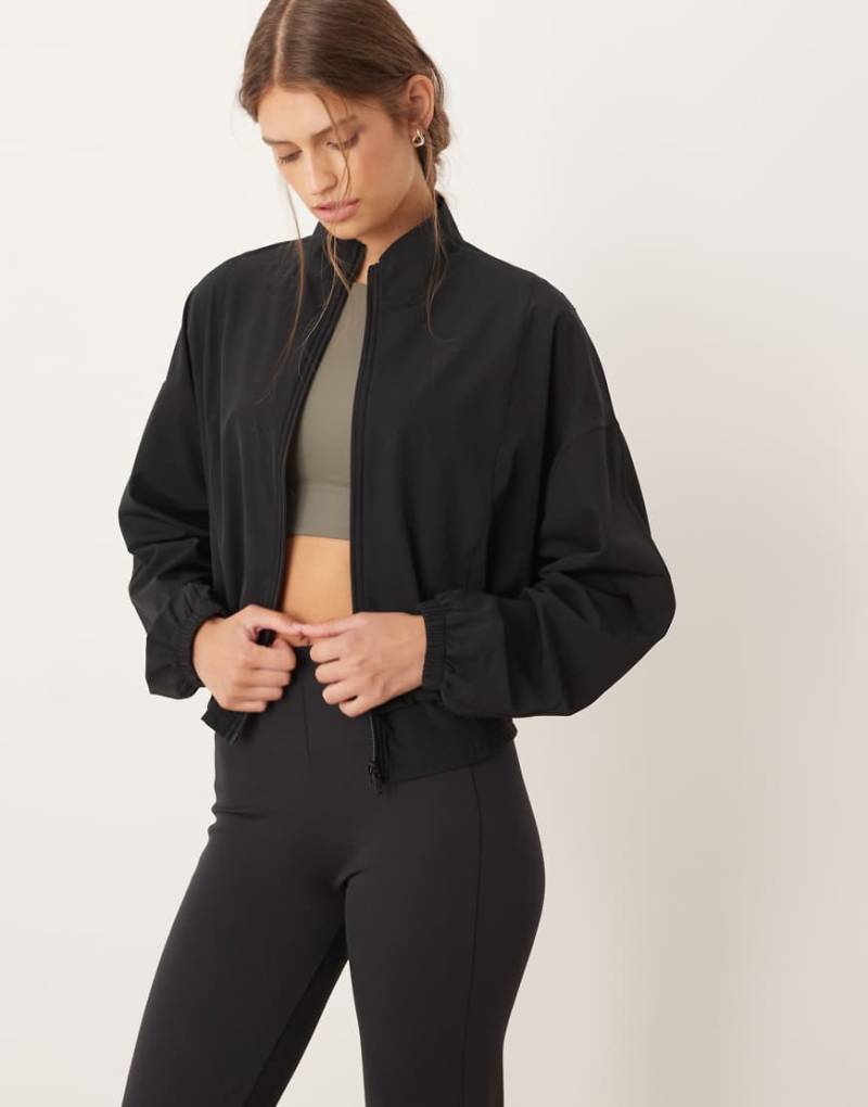 OYSHO - Langärmlige Funktionsjacke in Schwarz von Oysho