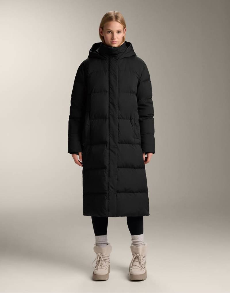 OYSHO - Lange, mit 100% Daunen wattierte Jacke in Schwarz von Oysho