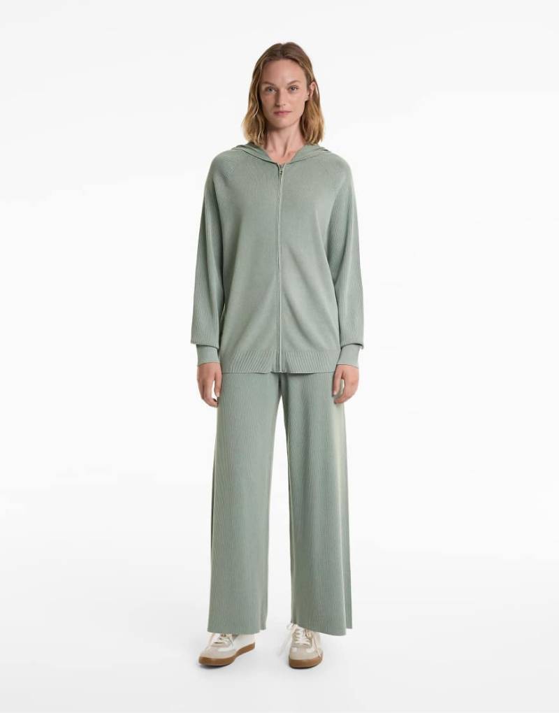 OYSHO - Lange Strickjacke in Blaugrün mit Kapuze von Oysho