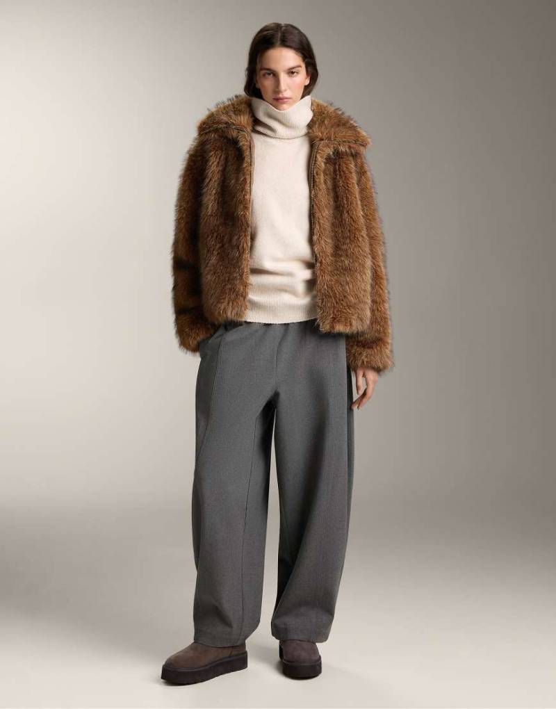 OYSHO - Locker geschnittene Hose aus schwerem Stoff in Dunkelgrau-Schwarz von Oysho