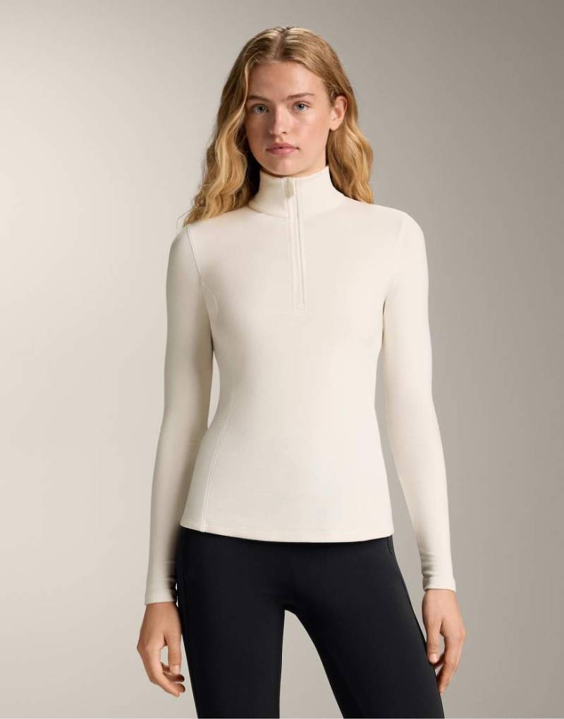 OYSHO - Polar Thermal - Baselayer-T-Shirt in blassem Ecru mit halblangem Reißverschluss-Neutral von Oysho