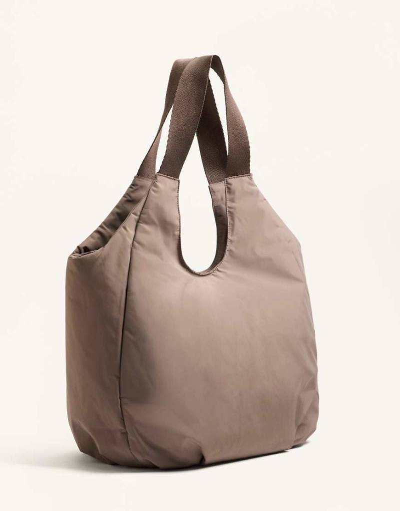 OYSHO - Shopper-Tasche in Nerzbraun mit kontrastierenden Henkeln-Neutral von Oysho