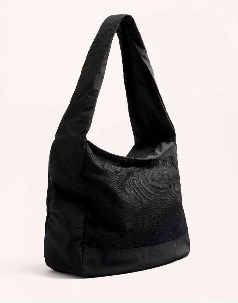 OYSHO - Shopper aus Netzstoff in Schwarz von Oysho