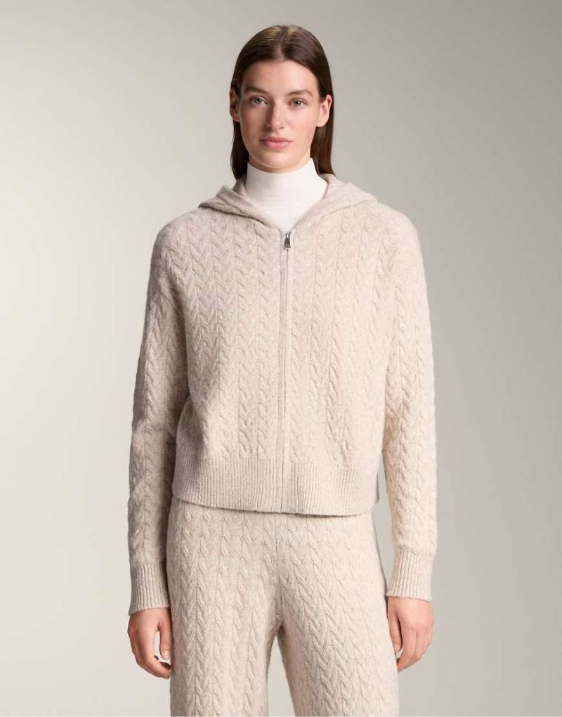 OYSHO - Strickjacke in Hellrosa mit Kapuze und Zopfmuster von OYSHO