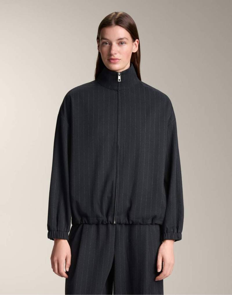 OYSHO - Strukturierte Jacke in Marineblau mit Nadelstreifen von Oysho