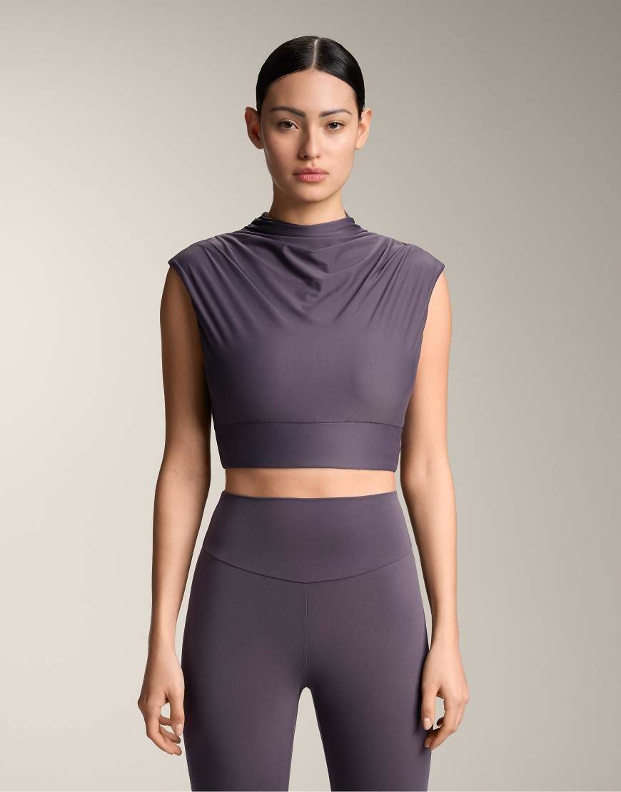 OYSHO - Tanktop aus Comfortlux-Material in dunkler Aubergine mit drapiertem Ausschnitt-Lila von OYSHO