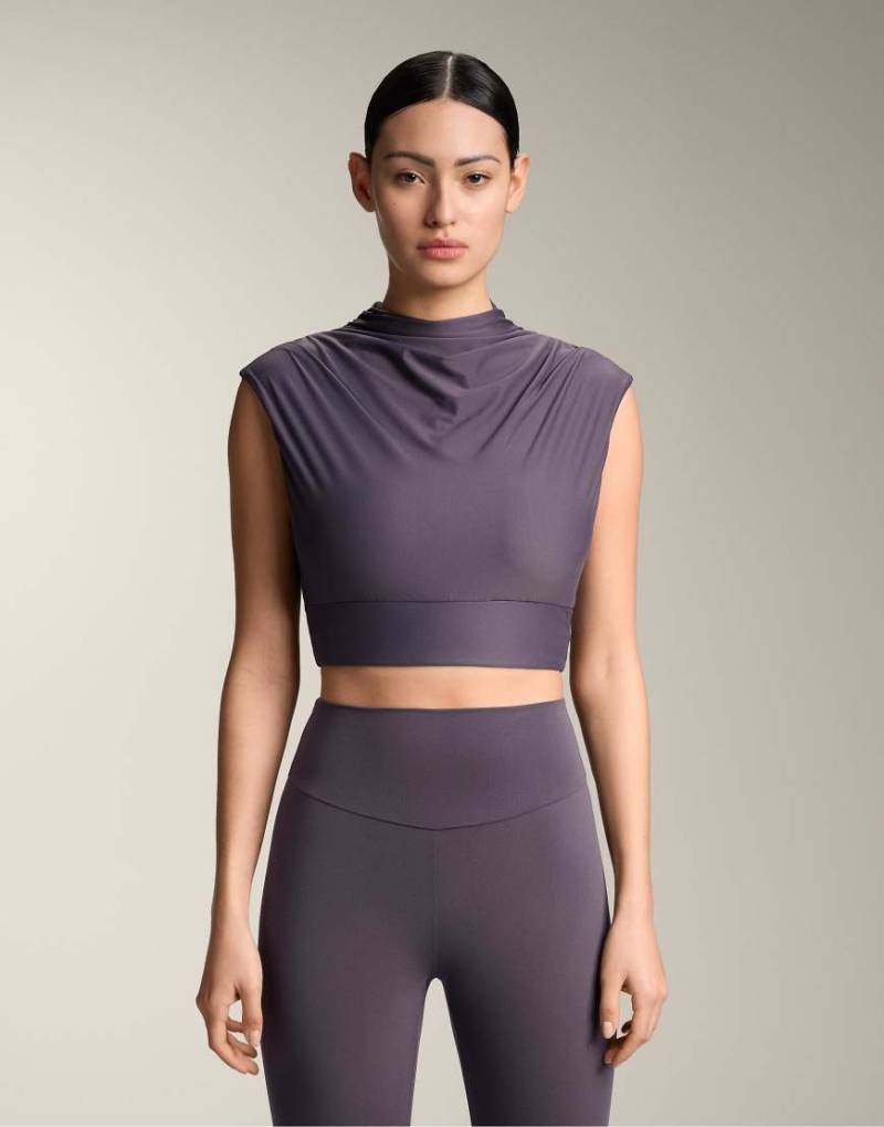 OYSHO - Tanktop aus Comfortlux-Material in dunkler Aubergine mit drapiertem Ausschnitt-Lila von OYSHO