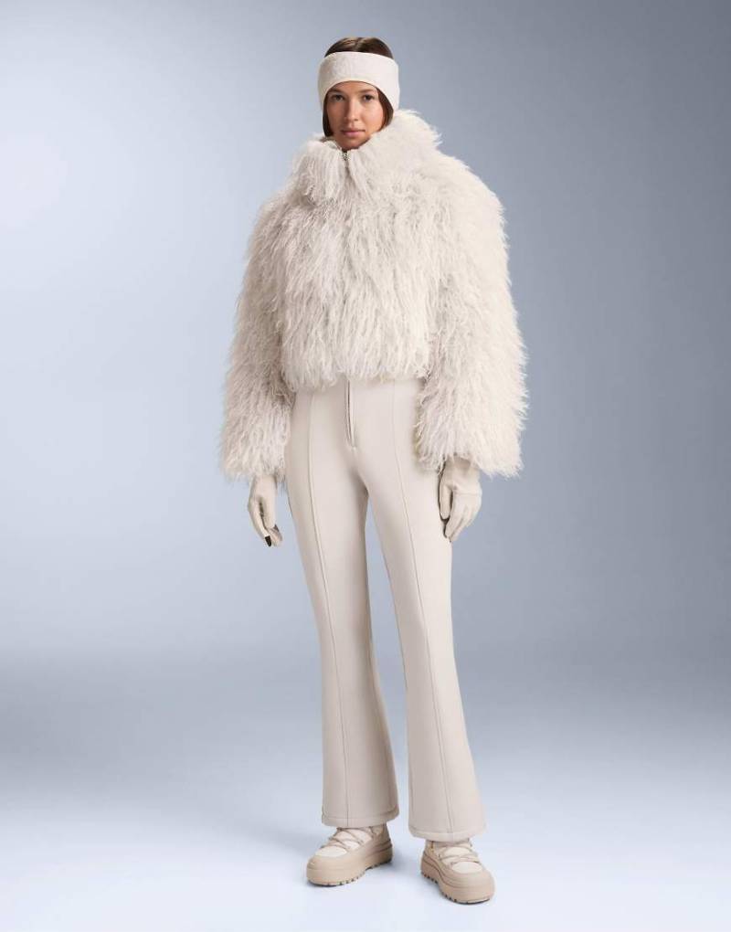 OYSHO - Wasserabweisender, elastischer 2-in-1-Ski-Jumpsuit in Hellrosa mit Schlag von Oysho