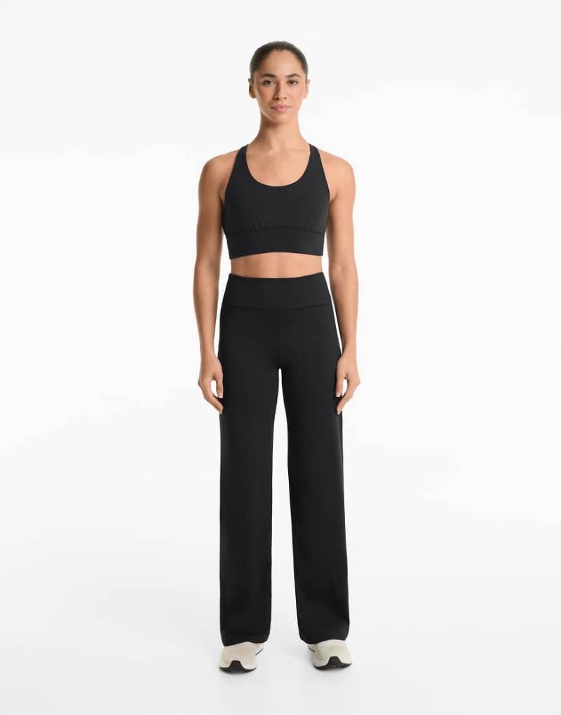 Oysho - Comfortlux - Gerade geschnittene Hose in Schwarz mit hohem Bund von Oysho
