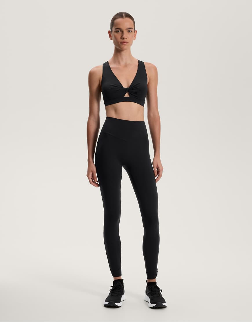 Oysho - Knöchellange Leggings aus Comfortlux in Schwarz mit hohem Bund, 65 cm von Oysho