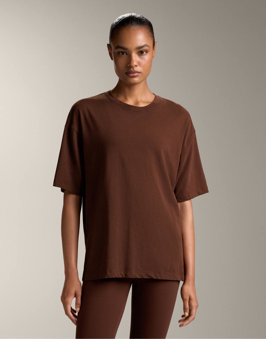 Oysho - Kurzärmliges T-Shirt aus Baumwollmix in Braun-Brown von Oysho