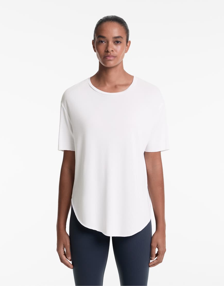 Oysho - Kurzärmliges T-Shirt aus Modal-Mix in Ecru-Neutral von Oysho
