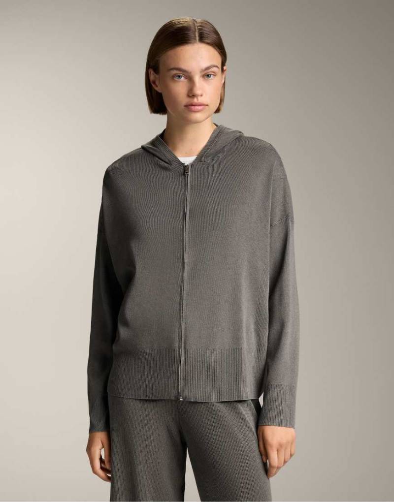 Oysho - Lange Strickjacke in verwaschenem Anthrazit-Grau von OYSHO