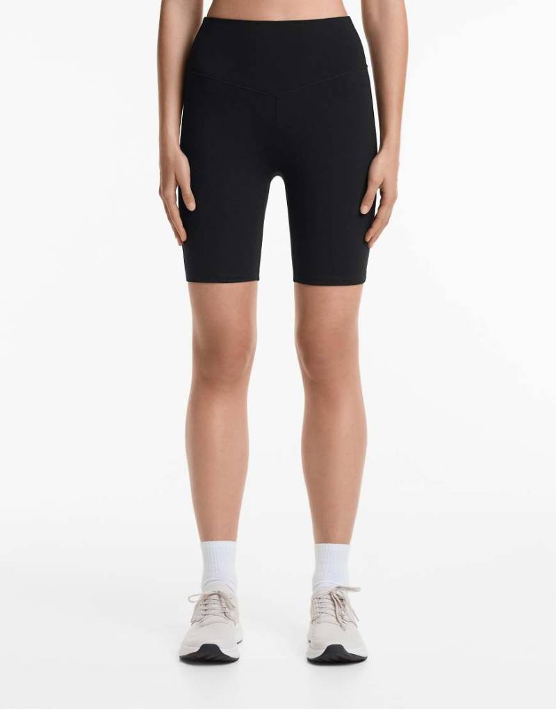 OYSHO - Evermore - Legging-Shorts in Schwarz, 20 cm von Oysho