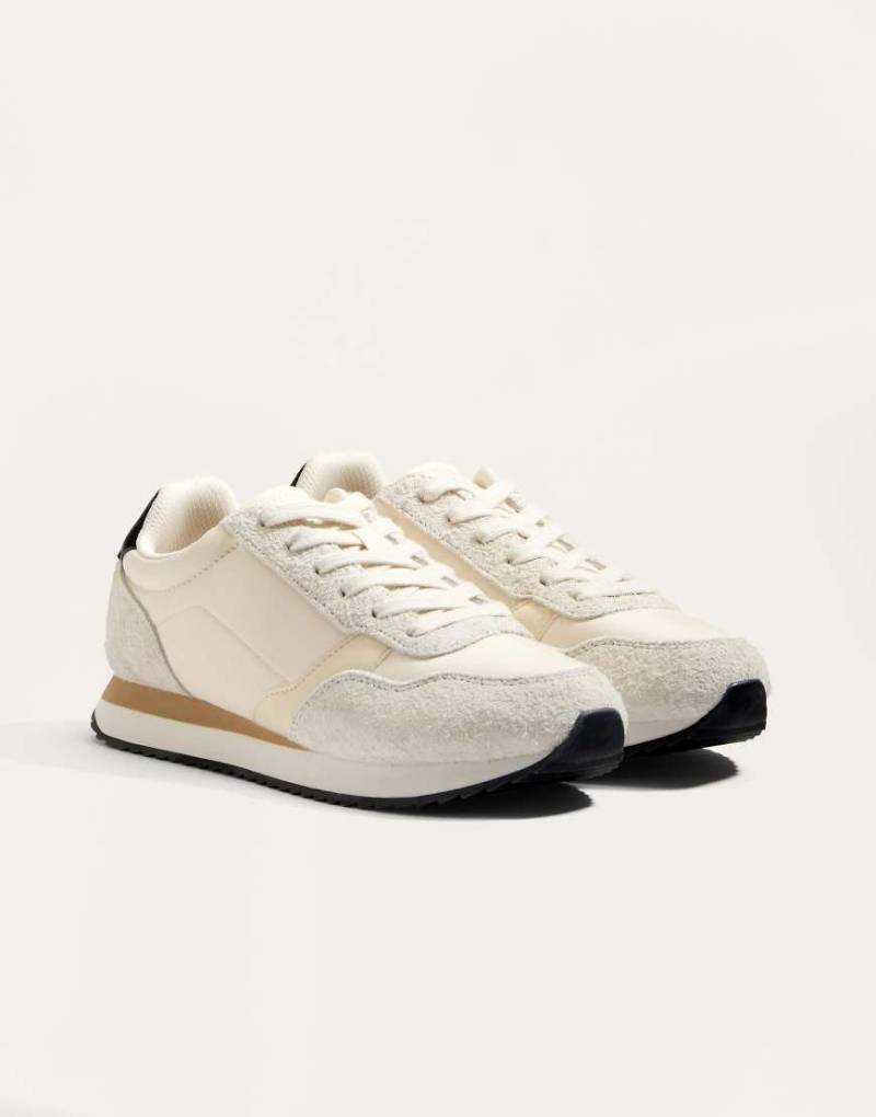 Oysho - Sneaker aus Nylon in Beige mit farblich abgesetzter Sohle-Weiß von Oysho