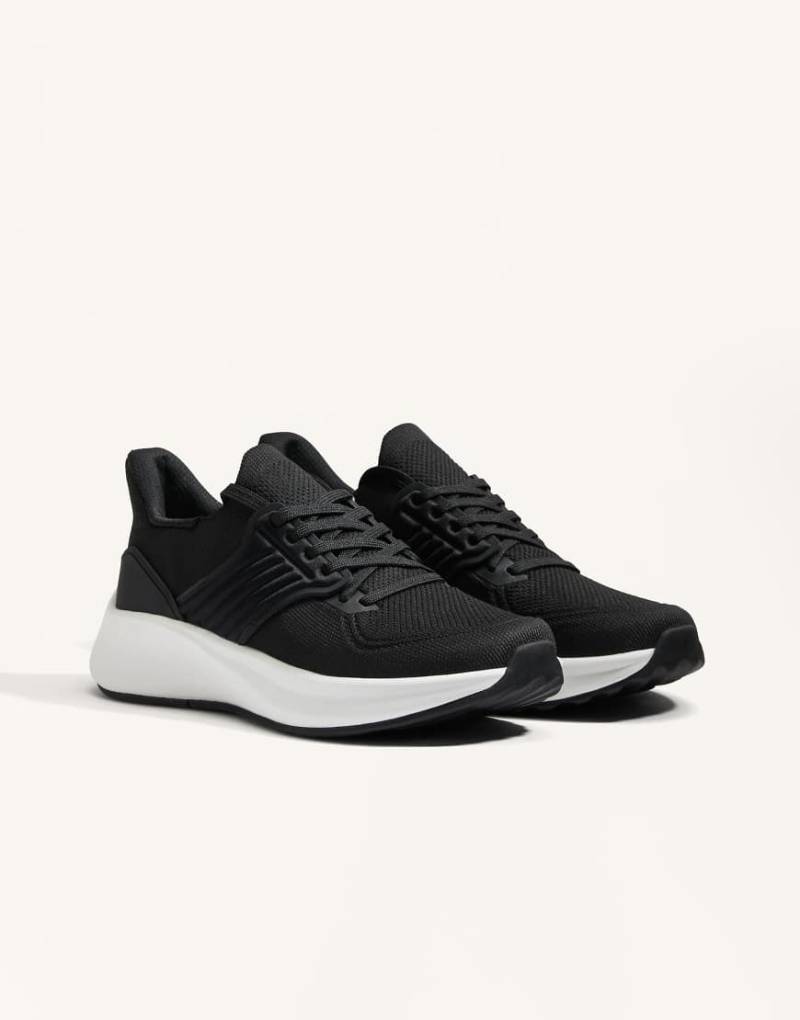 Oysho - Sneaker für verschiedene Aktivitäten in Schwarz Oysho - Sneaker für verschiedene Aktivitäten in Schwarz von Oysho