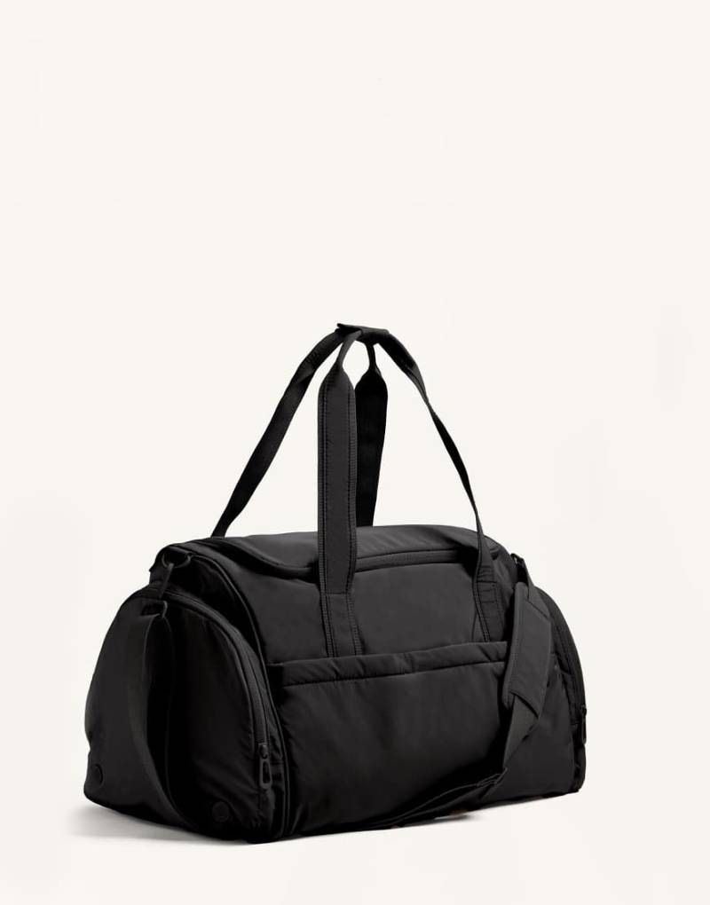 Oysho - Sporttasche in Schwarz mit seitlichen Taschen von Oysho