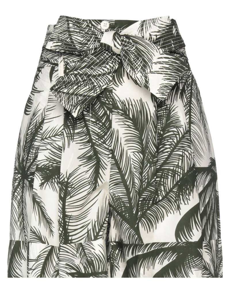 P.A.R.O.S.H. Shorts & Bermudashorts Damen Militärgrün von P.A.R.O.S.H.