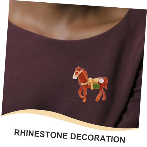 PACKOVE Kreative Pferde Brosche für Damen Leichter Metall und Kunststoffpin Modisches Chinesisches Tiermotiv Vielseitig für Kleidung Rucksäcke Taschen als Neujahrsgeschenk und von PACKOVE