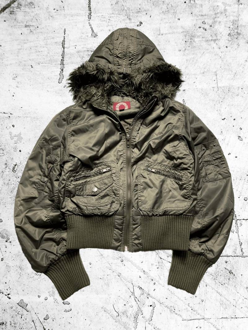 Y2K Olivgrüne Bomberjacke Mit Kunstpelzkapuze - Kurzer Wintermantel Im Militärstil, Grunge Streetwear-Ästhetik M von PARTAK6