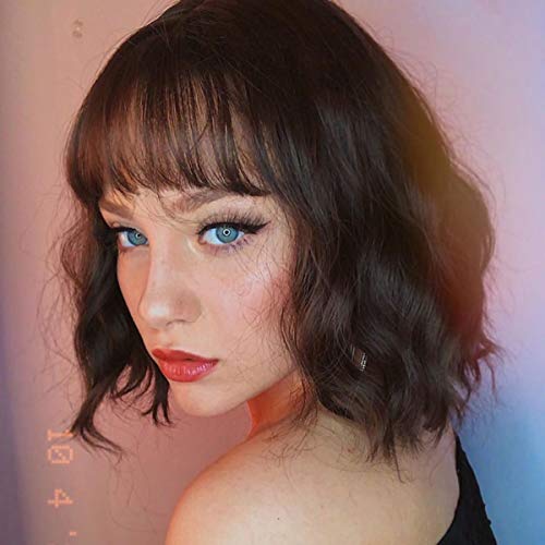 PARXITN Kurze Bob Perücke mit Pony Naturbraun Perücke Synthetisches Haar Bunt Täglich Party Halloween Cosplay Gewellte Lockige Perücken für Frauen PARXITN Kurze Bob Perücke mit Pony Naturbraun Perücke Synthetisches Haar Bunt Täglich Party Halloween Cosplay Gewellte Lockige Perücken für Frauen von PARXITN