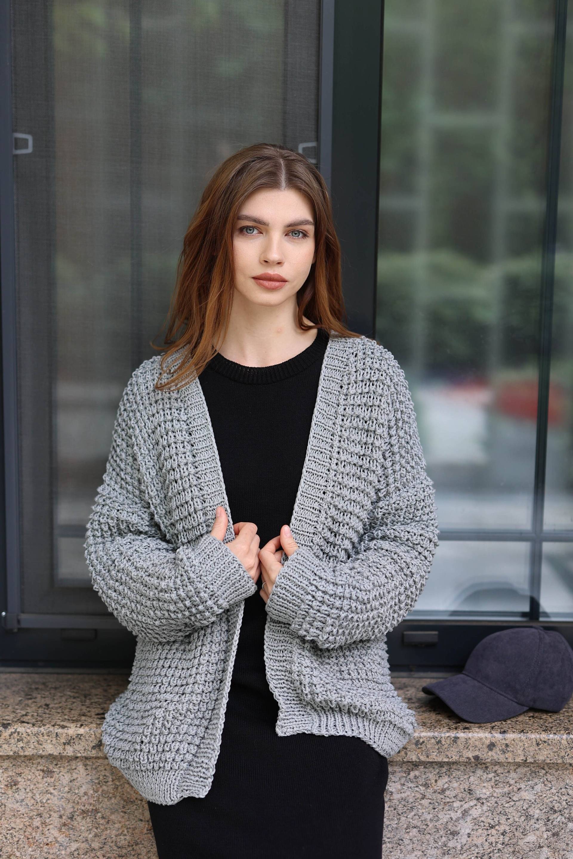 Grobstrick Grau Baumwolle Strickjacke Offen Front Cape Gemütliche Strickwaren Damen Boho Pullover Wrap Layering Grobstrick Grau Baumwolle Strickjacke Offen Front Cape Gemütliche Strickwaren Damen Boho Pullover Wrap Layering von PASMAdesign