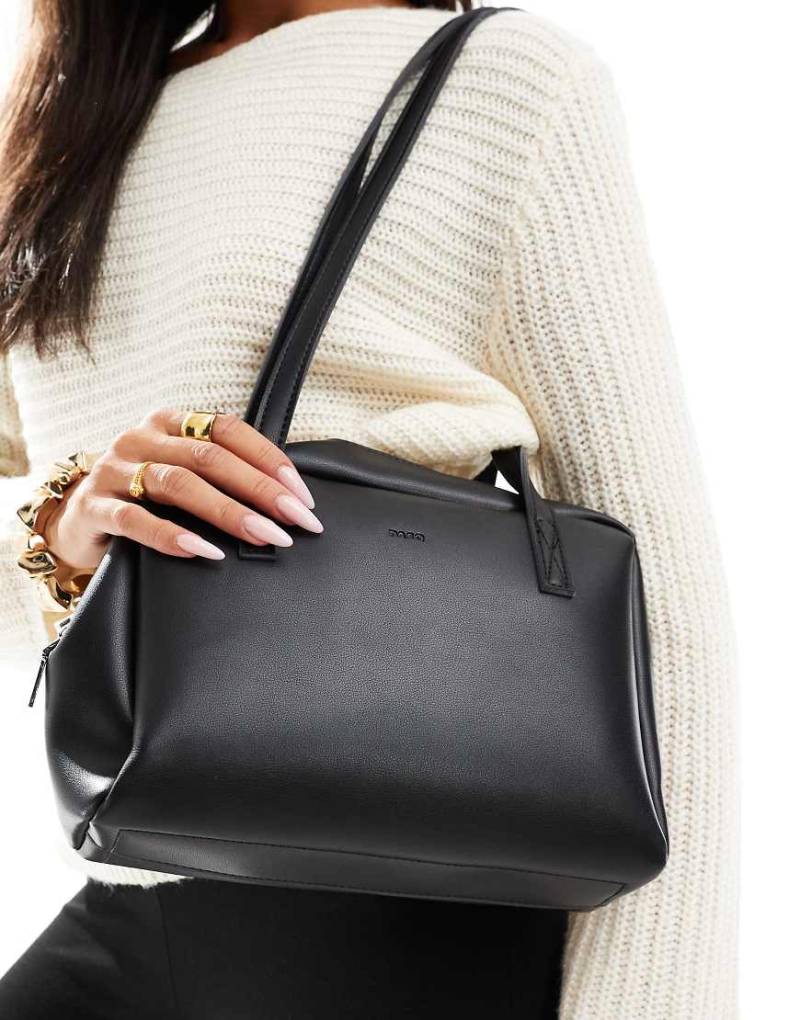 PASQ - Kleine, eckige Schultertasche in Schwarz mit zwei Tragegurten von PASQ